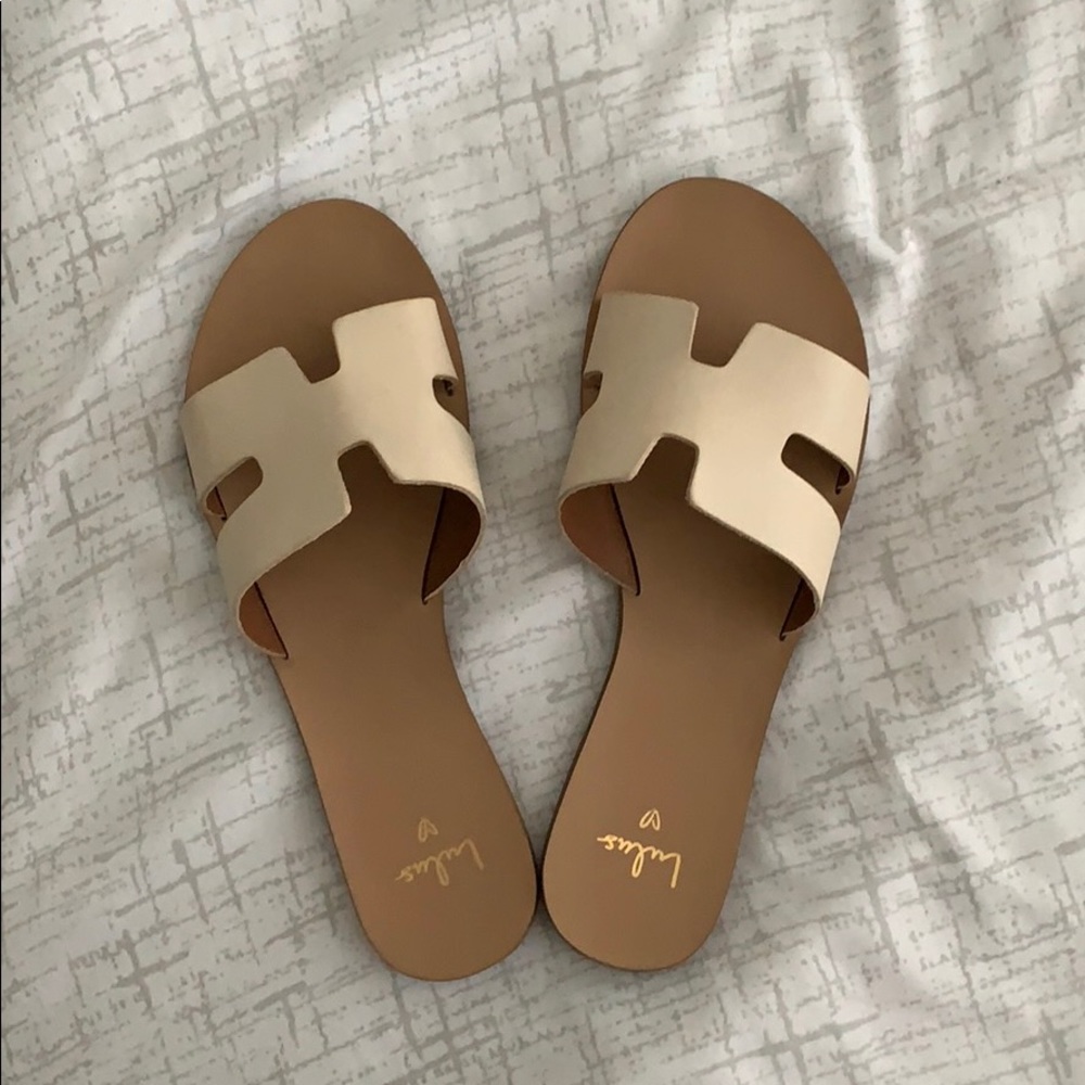 Lulus slip on sandals